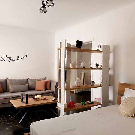 Love Travel Athens Apartments Bagian luar foto