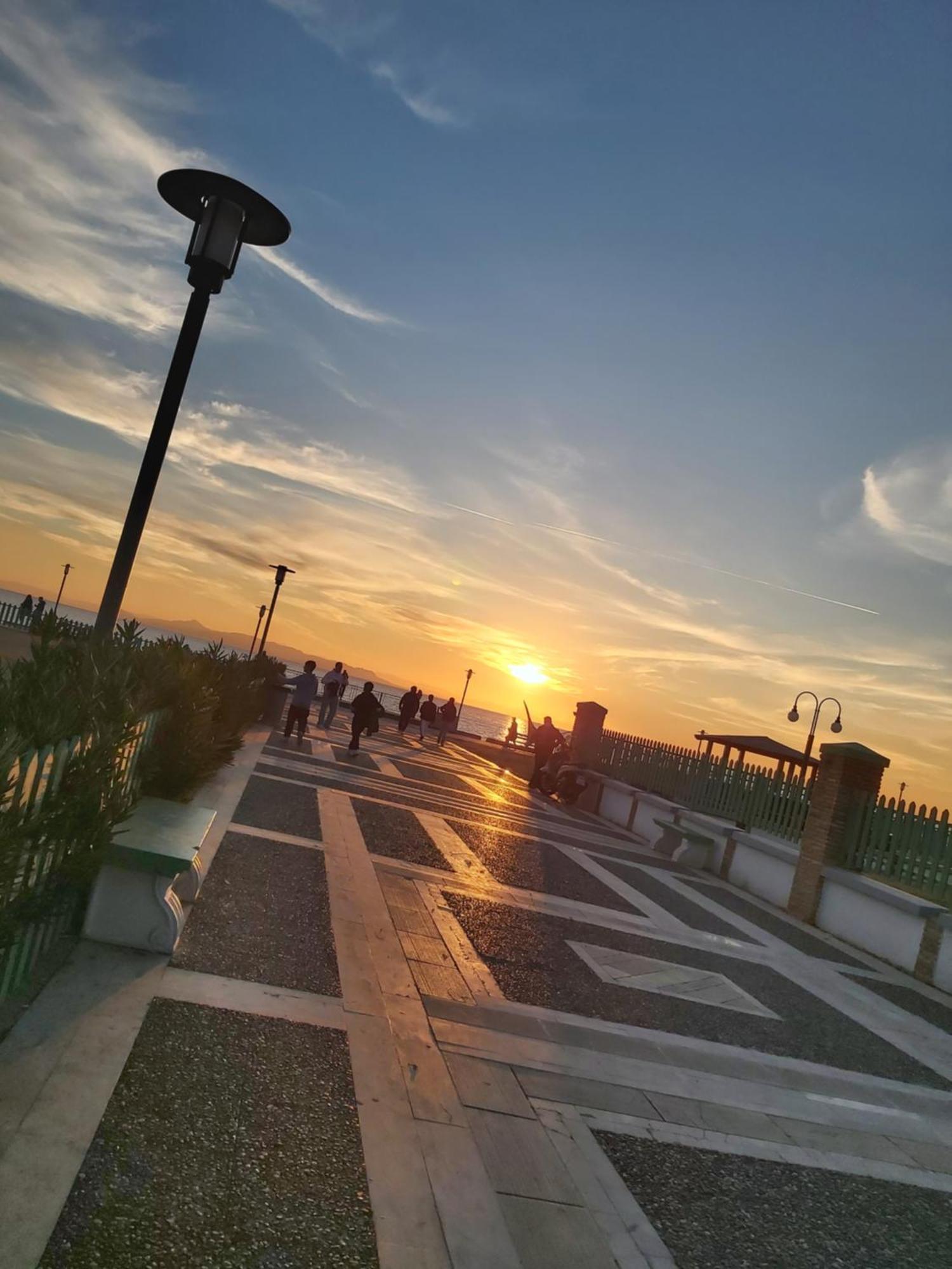 Love Travel Athens Apartments Bagian luar foto