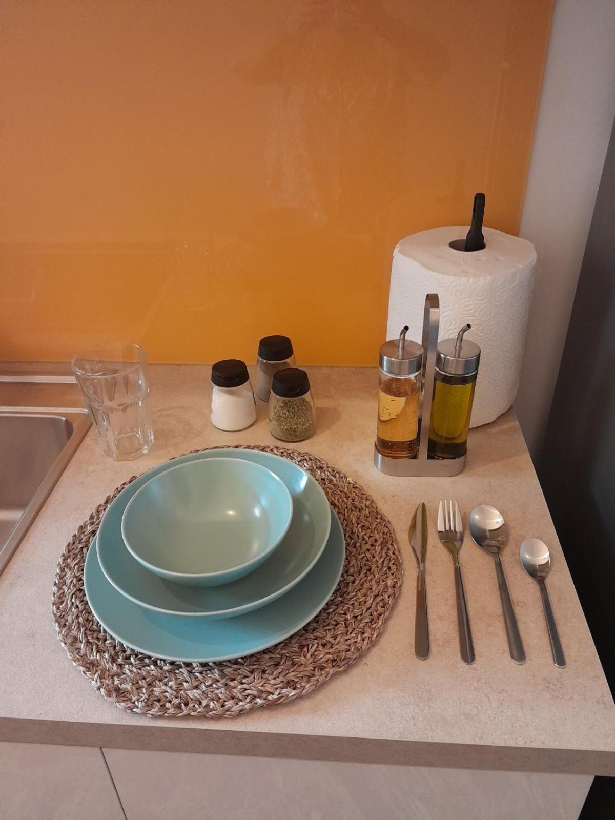Love Travel Athens Apartments Bagian luar foto