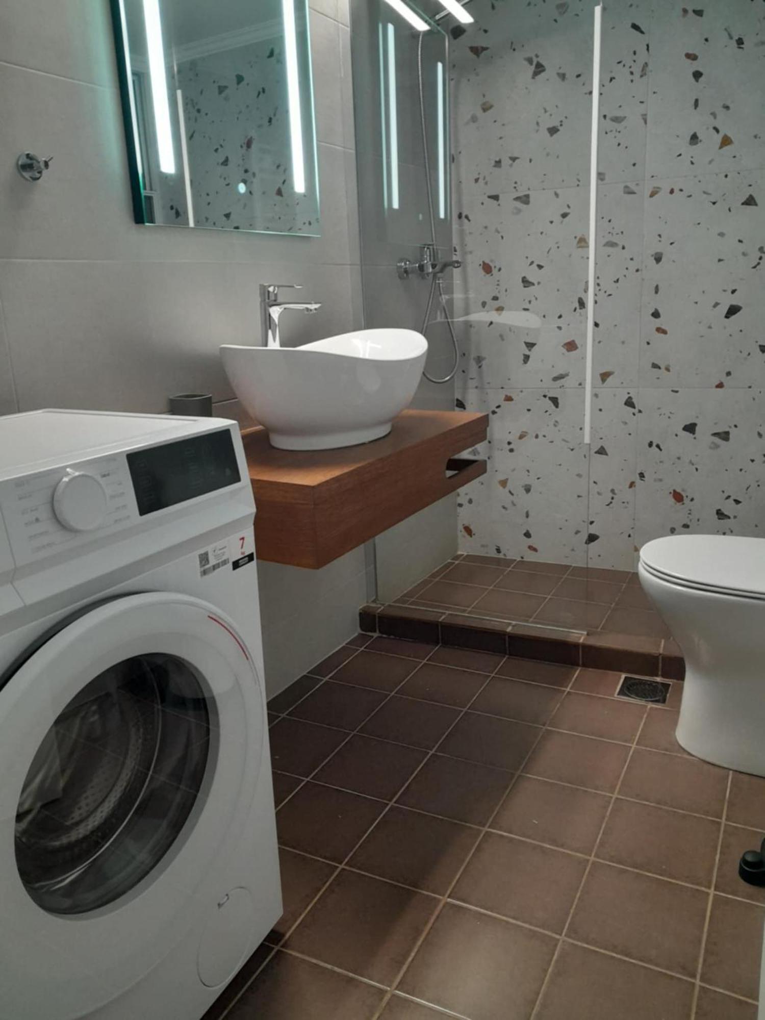 Love Travel Athens Apartments Bagian luar foto